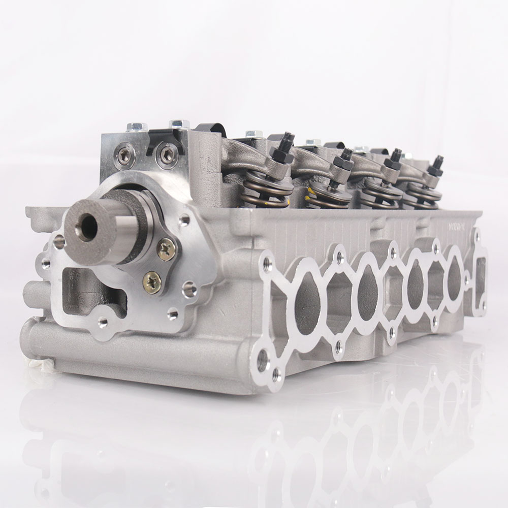 Brand New Assembly Engine Cyli - Engine Cylinder Head recension och pris